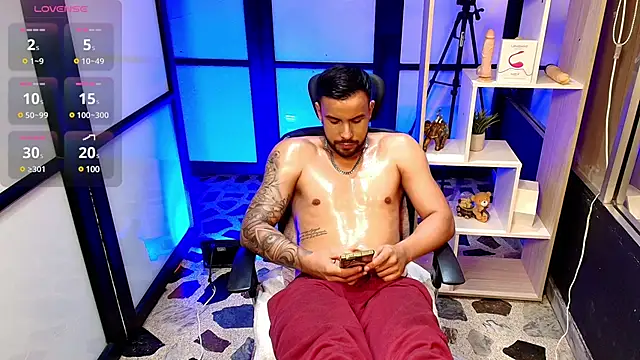 JackBlanco  online show from March 15, 2025, 2:46 am