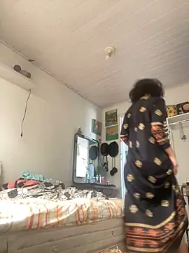 Snapshot of magalunabb chatting on September 20, 2025, 1:16 pm magalunabb online show from September 20, 2025, 1:16 pm