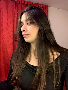 Miss oliviaa online show from November 21, 2025, 1:04 am