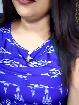 cutepragya2 online show from October 3, 2025, 5:42 am