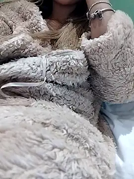 Snapshot of fofinhaa12 chatting on February 6, 2026, 3:13 am fofinhaa12 online show from February 6, 2026, 3:13 am