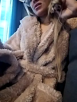 Snapshot of fofinhaa12 chatting on November 29, 2025, 2:28 pm fofinhaa12 online show from November 29, 2025, 2:28 pm