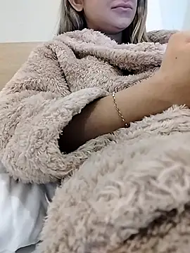 Snapshot of fofinhaa12 chatting on February 10, 2026, 4:06 pm fofinhaa12 online show from February 10, 2026, 4:06 pm