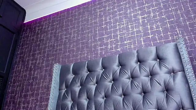 Snapshot of TOKIONAIANA chatting on December 26, 2024, 1:10 pm TOKIONAIANA online show from December 26, 2024, 1:10 pm