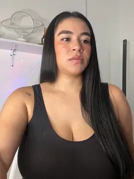 kristynmassey online show from March 10, 2026, 8:13 pm