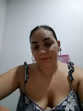 MirandaSoto online show from September 29, 2025, 2:40 am