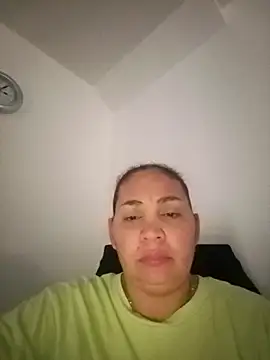 MirandaSoto online show from November 9, 2025, 8:02 pm