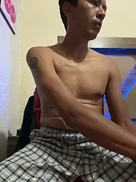 Snapshot of paulkrotz chatting on November 9, 2025, 8:40 am paulkrotz online show from November 9, 2025, 8:40 am