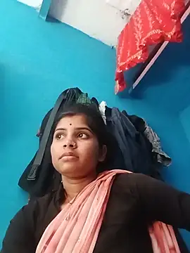 Nisha Cute online show from May 25, 2026, 2:22 am