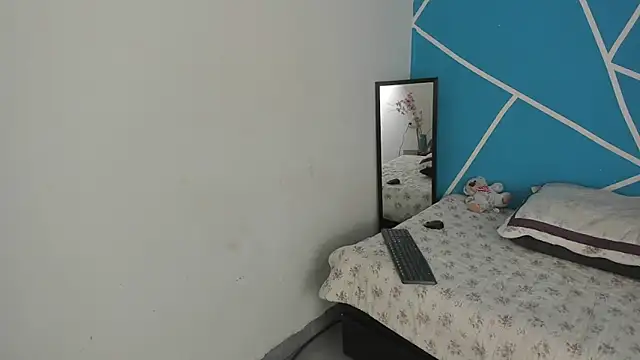 britny clouds online show from January 21, 2025, 2:59 pm