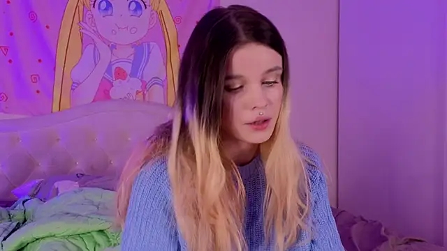 HanaMitsuri online show from September 22, 2025, 6:03 pm