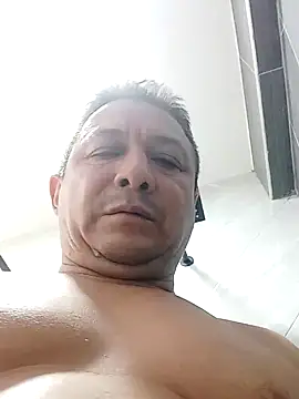 luchoarr online show from January 6, 2025, 9:43 pm