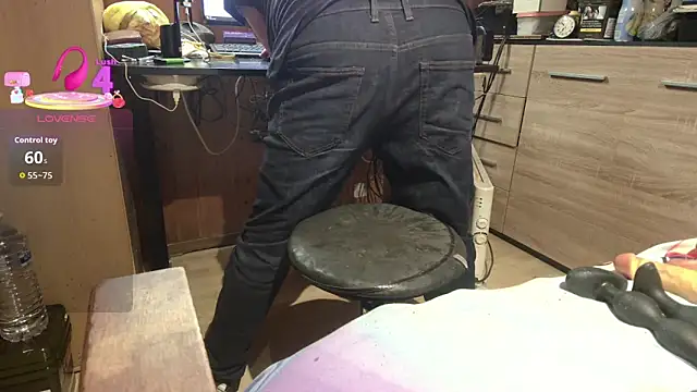 misteryman1956 online show from April 17, 2026, 4:54 pm