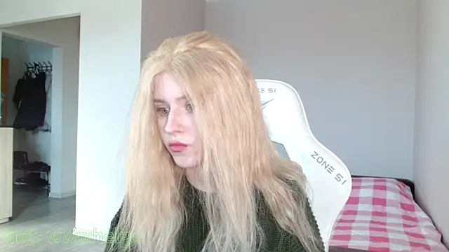 Snapshot of LizaKisses chatting on February 5, 2026, 7:48 am LizaKisses online show from February 5, 2026, 7:48 am