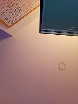 Snapshot of VictoriaEvaans_ chatting on November 29, 2025, 10:32 pm VictoriaEvaans online show from November 29, 2025, 10:32 pm