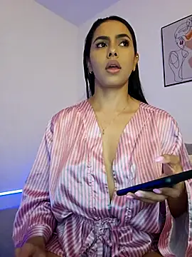 Snapshot of VictoriaEvaans_ chatting on October 8, 2025, 10:43 pm VictoriaEvaans online show from October 8, 2025, 10:43 pm