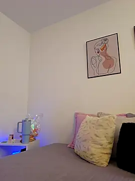 Snapshot of VictoriaEvaans_ chatting on October 26, 2025, 7:25 pm VictoriaEvaans online show from October 26, 2025, 7:25 pm