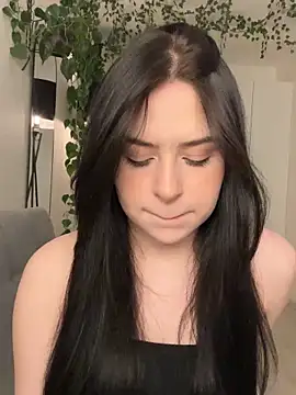 Snapshot of _SweetCandyy chatting on February 28, 2025, 8:28 pm SweetCandyy online show from February 28, 2025, 8:28 pm