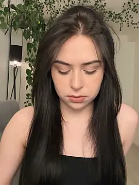 Snapshot of _SweetCandyy chatting on February 25, 2025, 8:32 pm SweetCandyy online show from February 25, 2025, 8:32 pm