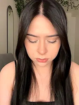 Snapshot of _SweetCandyy chatting on November 21, 2025, 1:21 pm SweetCandyy online show from November 21, 2025, 1:21 pm