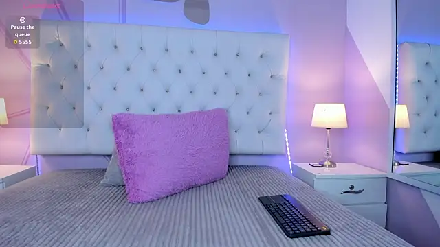 Nicol Betancur online show from December 3, 2025, 6:25 am