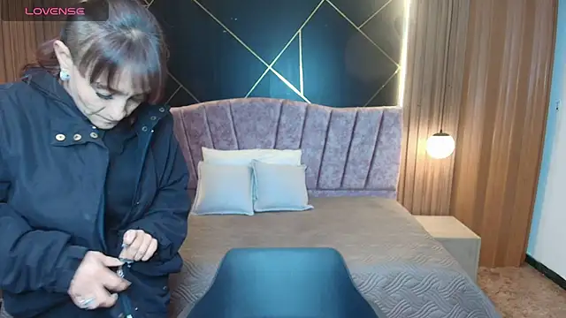 Snapshot of NatashaMason_ chatting on May 2, 2026, 7:19 pm NatashaMason online show from May 2, 2026, 7:19 pm