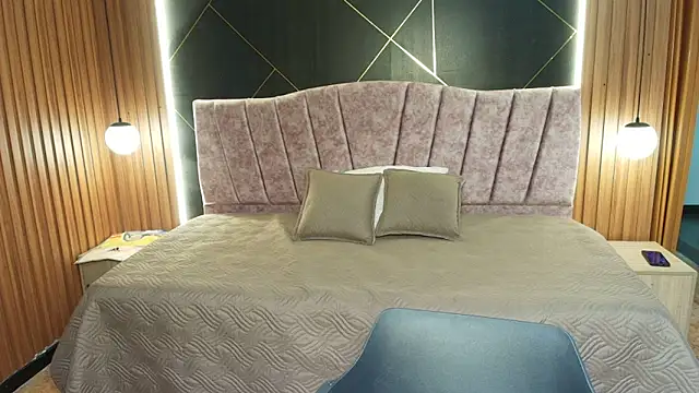 Snapshot of NatashaMason_ chatting on May 26, 2026, 7:34 pm NatashaMason online show from May 26, 2026, 7:34 pm