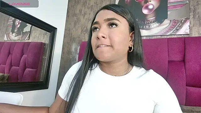 nicole  parker1 online show from November 13, 2025, 7:07 pm