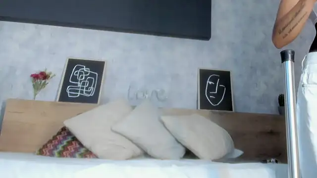 Snapshot of karina_gomez_18 chatting on February 26, 2026, 11:43 am karina gomez 18 online show from February 26, 2026, 11:43 am