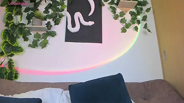 nataliepeterson online show from March 15, 2025, 11:17 pm