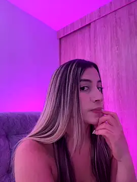 Snapshot of Issabela_G1 chatting on September 29, 2025, 8:58 pm Issabela G1 online show from September 29, 2025, 8:58 pm
