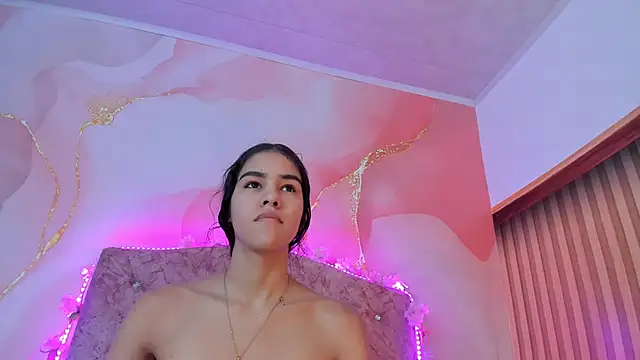 Bella  sweet online show from March 7, 2025, 6:43 pm