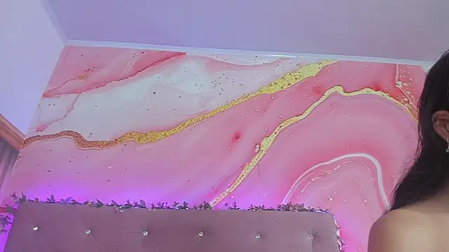 Bella  sweet online show from November 20, 2025, 6:08 pm