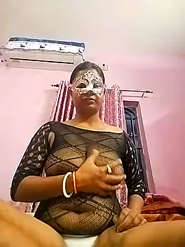 Snapshot of royaldoll-143 chatting on December 1, 2025, 3:35 pm royaldoll-143 online show from December 1, 2025, 3:35 pm