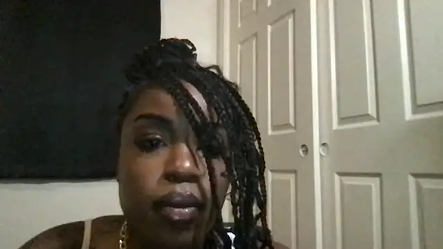 bambinokitt3n online show from June 29, 2026, 8:21 am