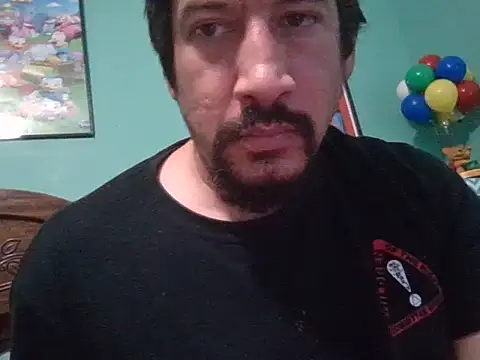 Snapshot of Curved4Pleasure chatting on February 26, 2026, 8:20 pm Curved4Pleasure online show from February 26, 2026, 8:20 pm