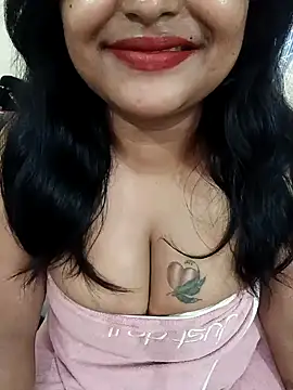 Snapshot of Ashwini_Gowda_91 chatting on March 17, 2025, 3:36 am Ashwini Gowda 91 online show from March 17, 2025, 3:36 am