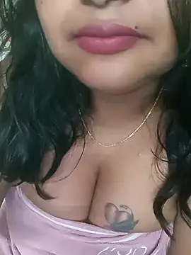 Snapshot of Ashwini_Gowda_91 chatting on December 21, 2024, 6:33 pm Ashwini Gowda 91 online show from December 21, 2024, 6:33 pm