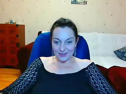 Alice3694 online show from March 26, 2026, 4:11 am