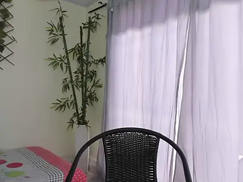 Snapshot of ASIAM_BRUNET chatting on October 23, 2025, 6:17 pm ASIAM BRUNET online show from October 23, 2025, 6:17 pm