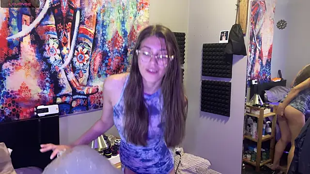 alijones 18 online show from March 12, 2025, 11:22 pm