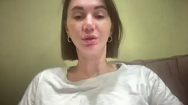 Snapshot of EvilDemon94 chatting on October 26, 2025, 8:31 pm EvilDemon94 online show from October 26, 2025, 8:31 pm