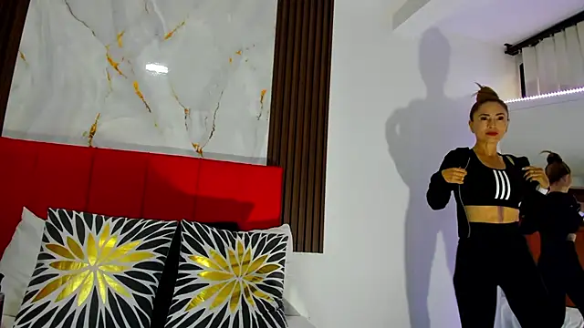 emagarcia online show from December 22, 2025, 1:11 pm