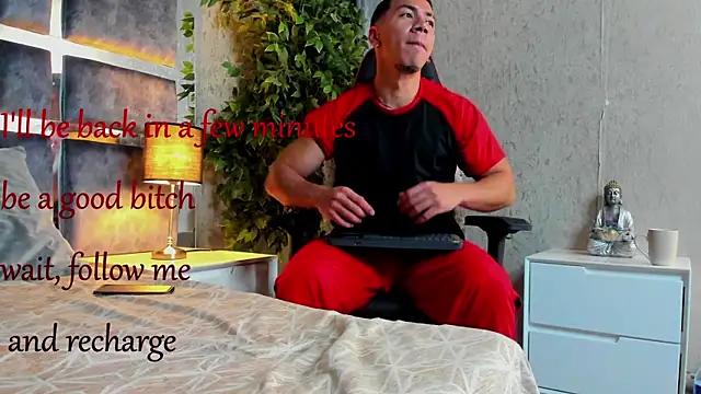 Snapshot of marc_ginale chatting on December 3, 2025, 2:38 pm marc ginale online show from December 3, 2025, 2:38 pm