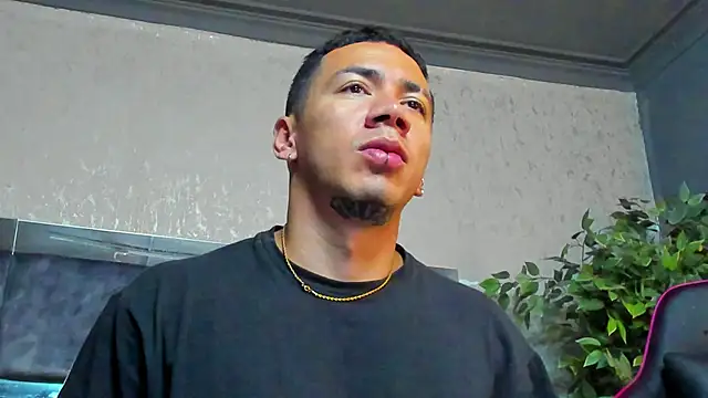 Snapshot of marc_ginale chatting on November 10, 2025, 1:16 pm marc ginale online show from November 10, 2025, 1:16 pm