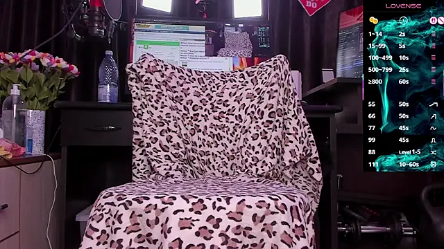 Snapshot of Raissa_sky26 chatting on November 1, 2025, 3:46 am Raissa sky26 online show from November 1, 2025, 3:46 am