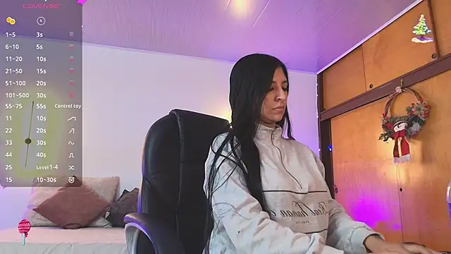 Snapshot of _gaby2 chatting on December 20, 2025, 11:57 am gaby2 online show from December 20, 2025, 11:57 am