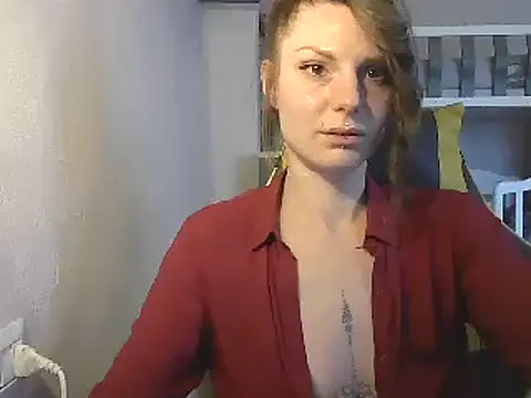 Feli blue online show from March 10, 2025, 12:17 pm