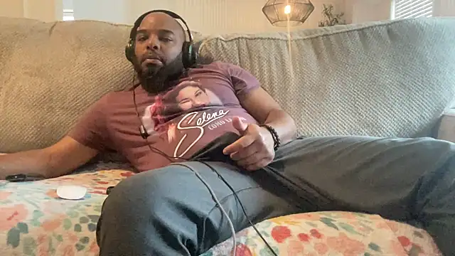 Snapshot of Bbcfun44 chatting on January 17, 2025, 3:00 pm Bbcfun44 online show from January 17, 2025, 3:00 pm