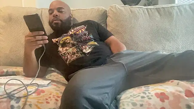 Snapshot of Bbcfun44 chatting on January 28, 2025, 9:50 pm Bbcfun44 online show from January 28, 2025, 9:50 pm